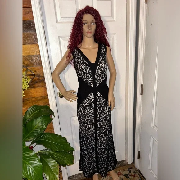 Tadashi Shoji | Dresses | Tadashi Shoji Dress Lace Jersey Black White Full Length Gown Dress Sz 2 | Poshmark Tadashi Shoji | Dresses | Tadashi Shoji Dress Lace Jersey Black White Full Length Gown Dress Sz 2 | Poshmark
